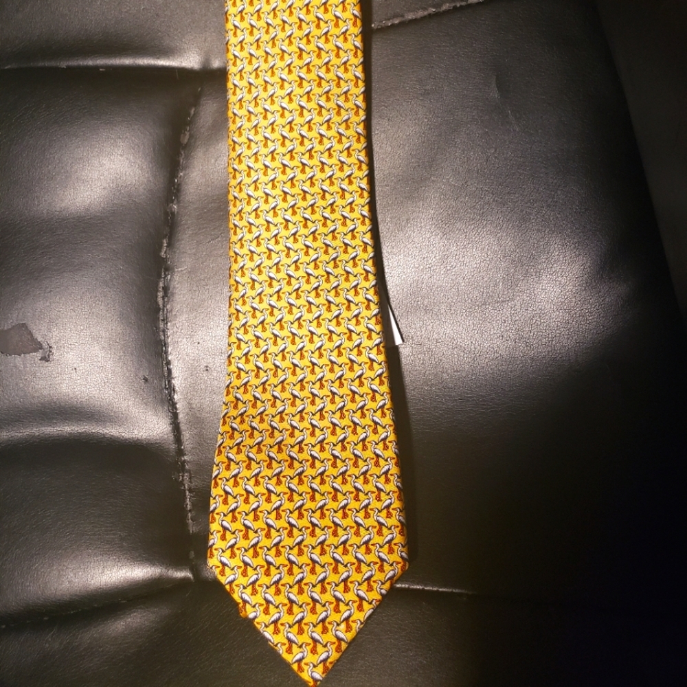 NWT Silk Tommy Hilfiger Yellow Birds Tie